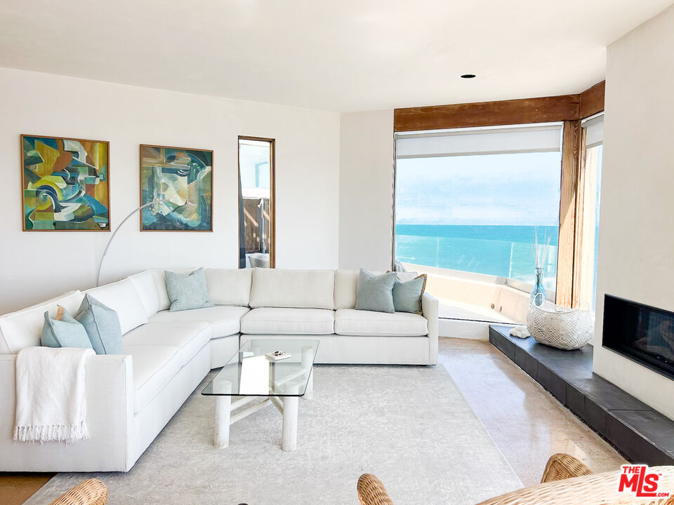 24150 Malibu Road Malibu, CA 90265 - Photo 5 of 41