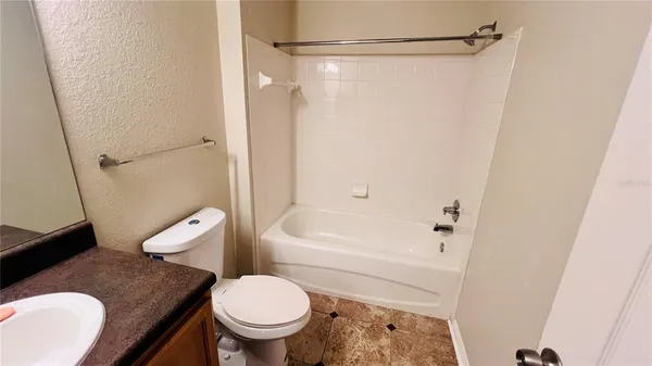 $2,175 | 9165 Lee Vista Boulevard, Unit 108, Orlando, FL 32829