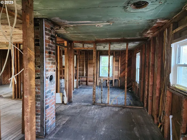 $120,000 | 625 Baltimore Street, Elgin, OR 97827