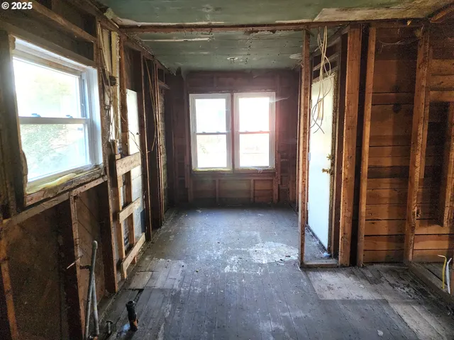 $120,000 | 625 Baltimore Street, Elgin, OR 97827