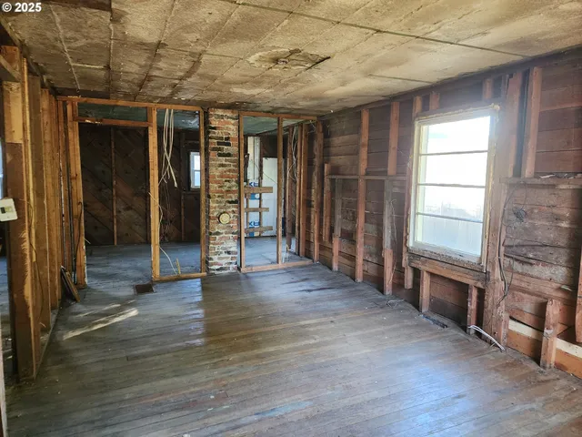 $120,000 | 625 Baltimore Street, Elgin, OR 97827