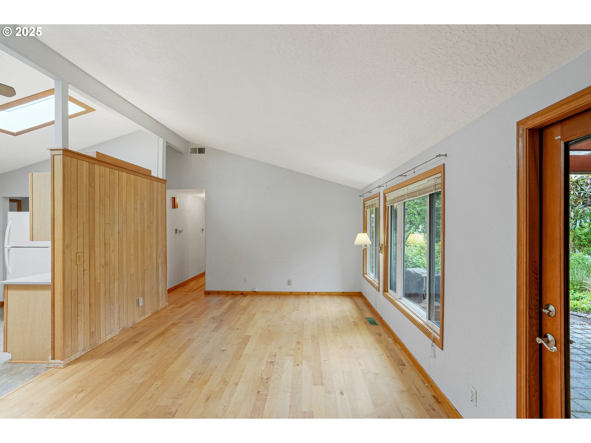 6786 Rochester Street Northeast Salem, OR 97305 - Photo 20 of 40