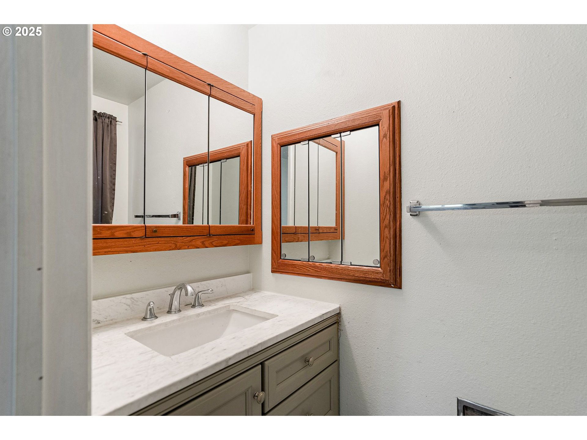 6786 Rochester Street Northeast Salem, OR 97305 - Photo 30 of 40