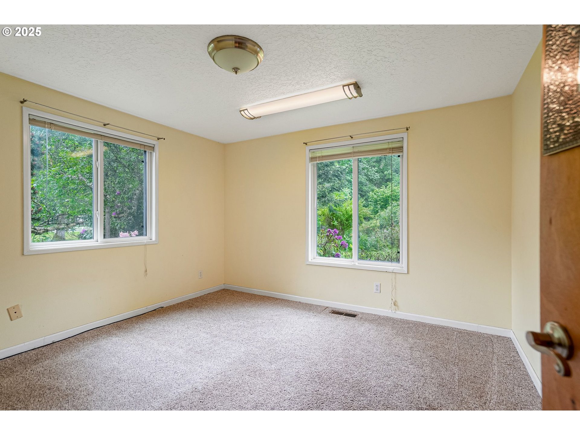 6786 Rochester Street Northeast Salem, OR 97305 - Photo 31 of 40