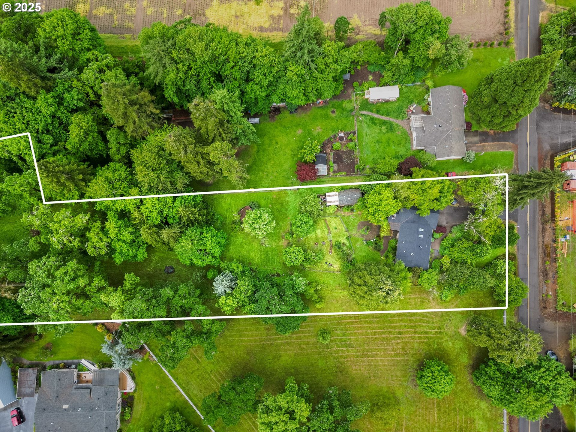 6786 Rochester Street Northeast Salem, OR 97305 - Photo 5 of 40