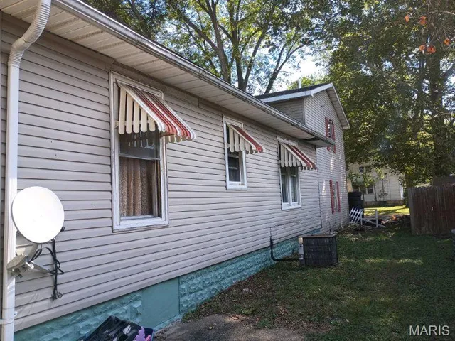 $59,000 | 2103 Hortense Street, Murphysboro, IL 62966