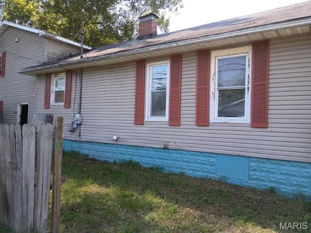 $59,000 | 2103 Hortense Street, Murphysboro, IL 62966