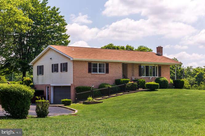 501 Corner Ketch Road Downingtown, PA 19335 - Photo 1 of 27 Gallery Image 1