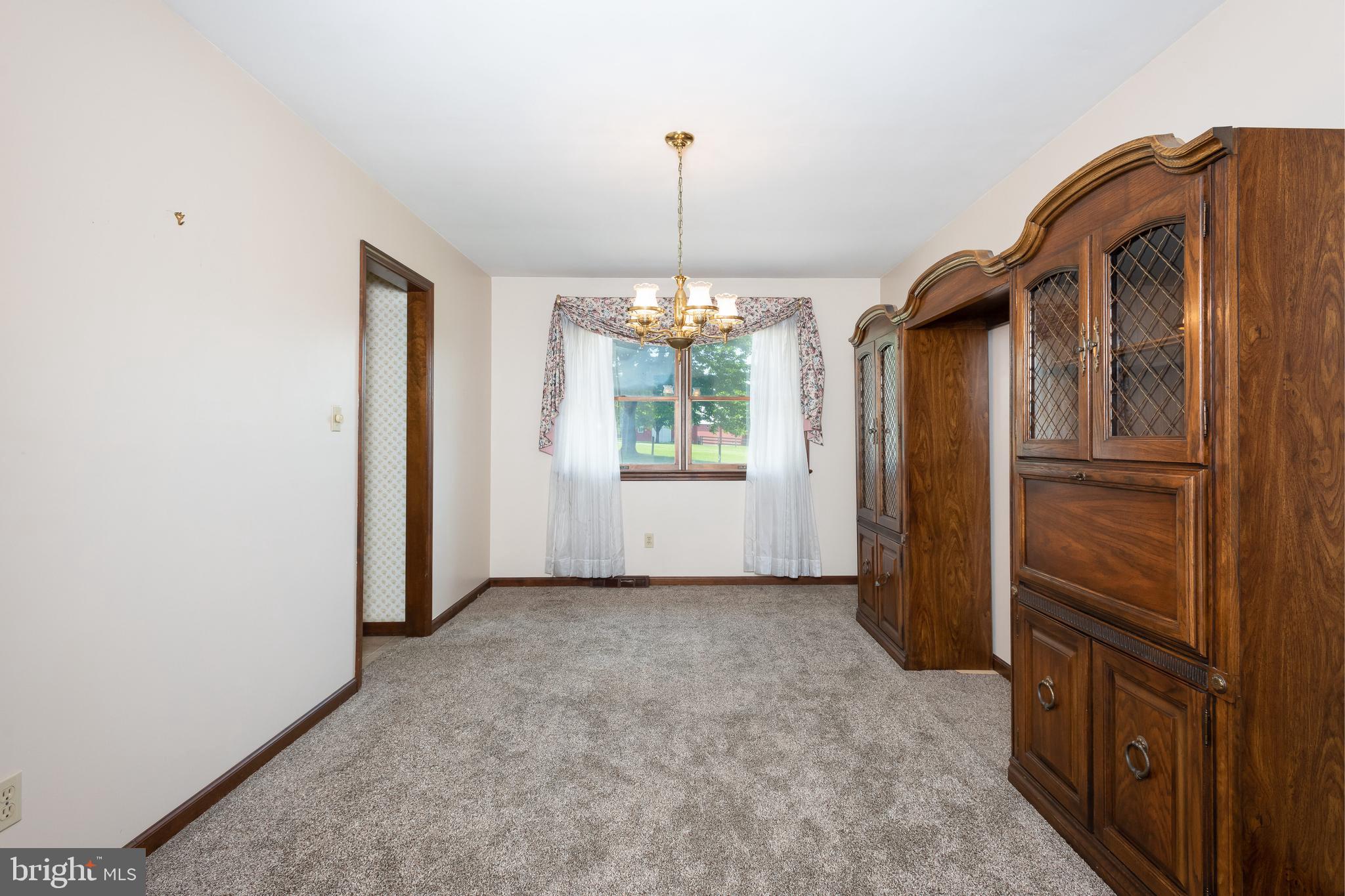 501 Corner Ketch Road Downingtown, PA 19335 - Photo 8 of 27 Gallery Image 8