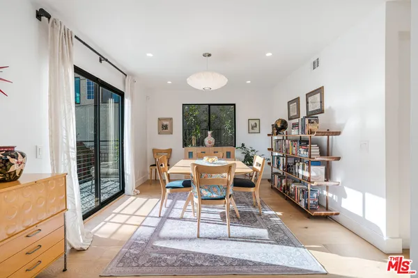 $1,870,000 | 3850 Udell Court, Los Angeles, CA 90027