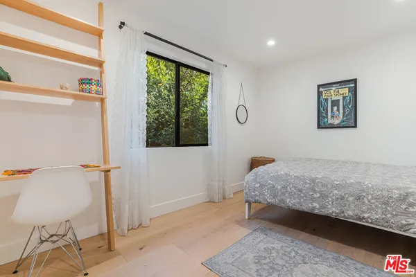 $1,870,000 | 3850 Udell Court, Los Angeles, CA 90027