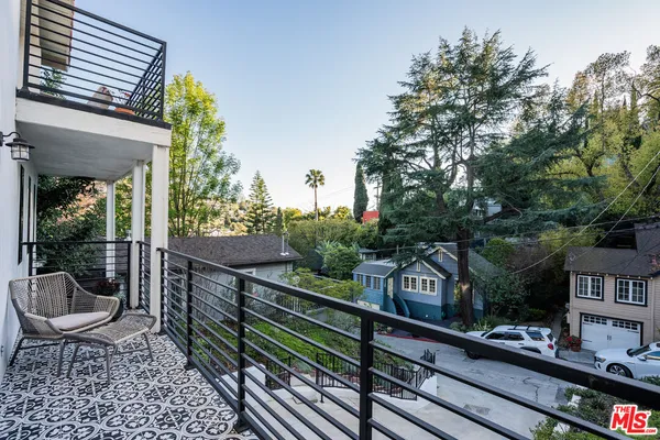 $1,870,000 | 3850 Udell Court, Los Angeles, CA 90027