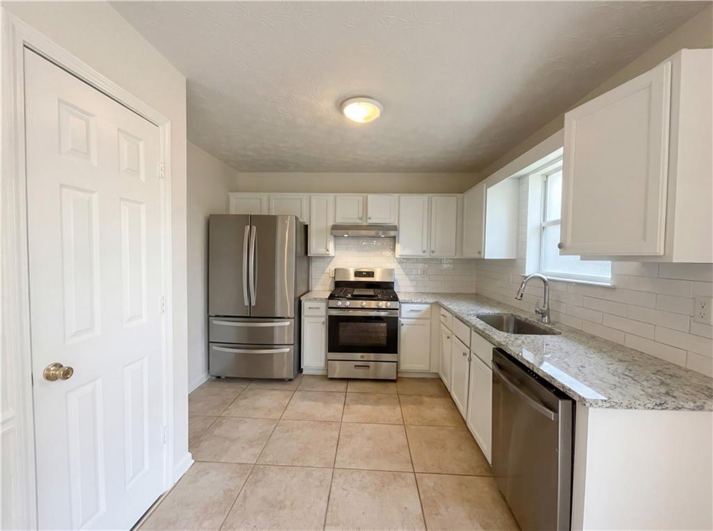 3028 North Oak Court Decatur, GA 30034 - Photo 11 of 27