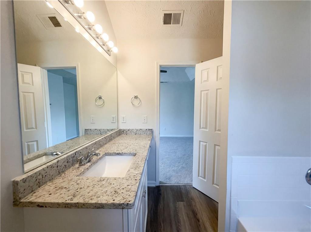 3028 North Oak Court Decatur, GA 30034 - Photo 19 of 27