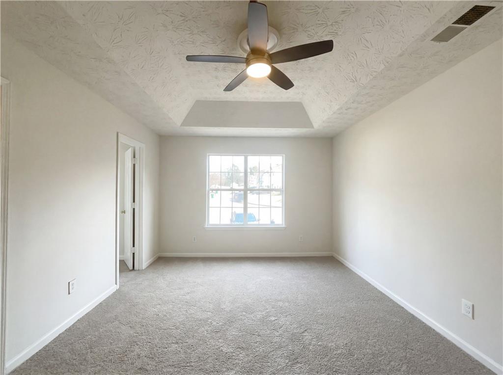 3028 North Oak Court Decatur, GA 30034 - Photo 4 of 27