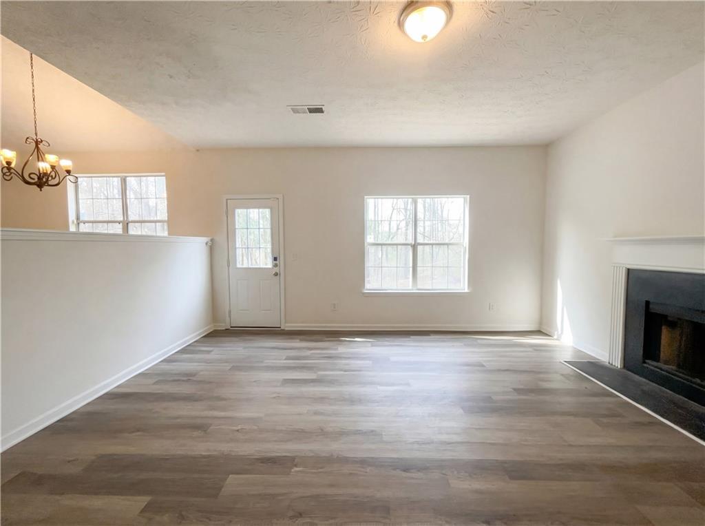 3028 North Oak Court Decatur, GA 30034 - Photo 6 of 27