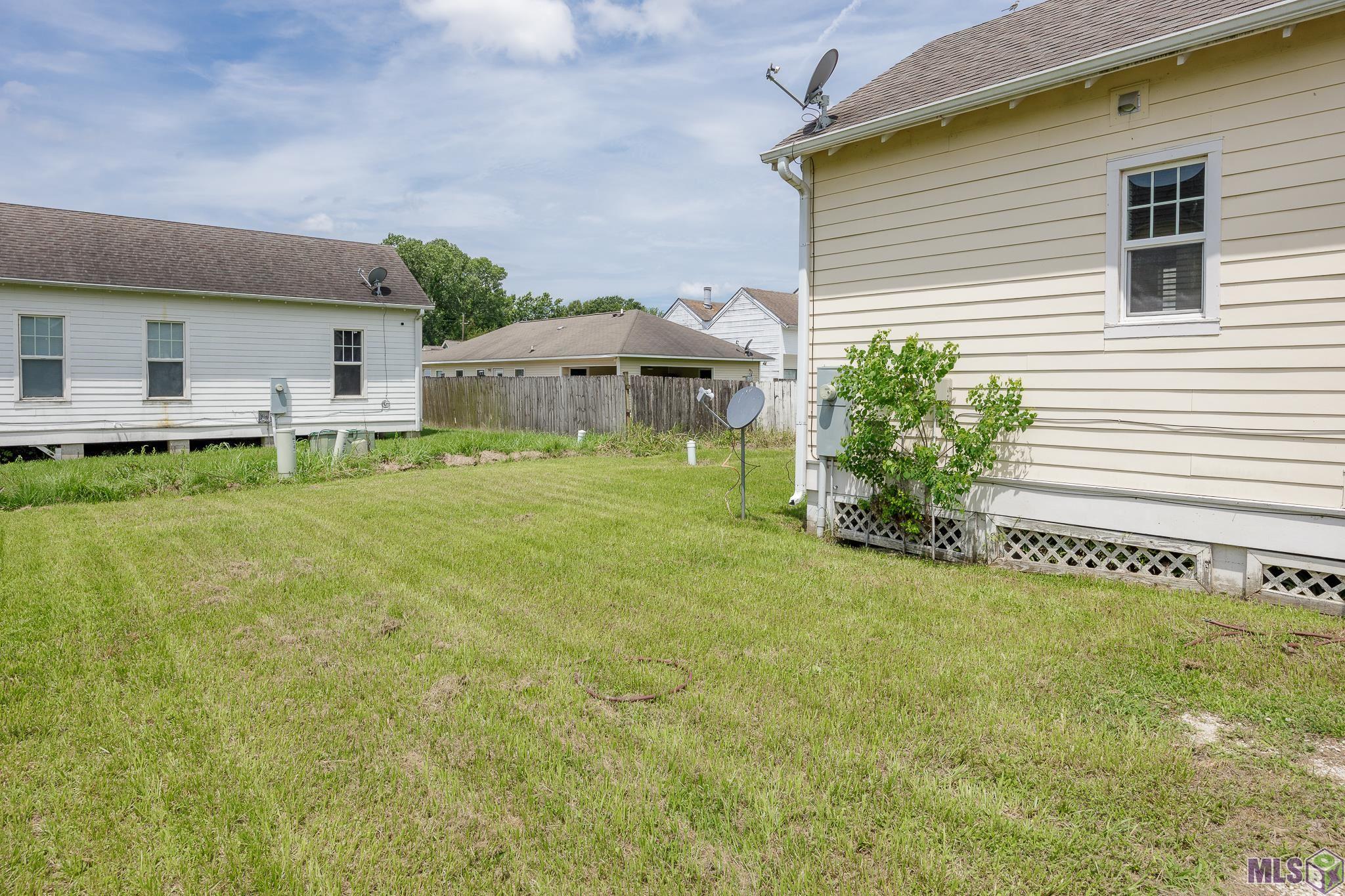 9352 Martinique Drive Baton Rouge, LA 70810 - Photo 10 of 21