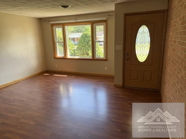 411 Ridgeway Drive Bluefield, VA 24605 - Photo 7 of 21 Gallery Image 7