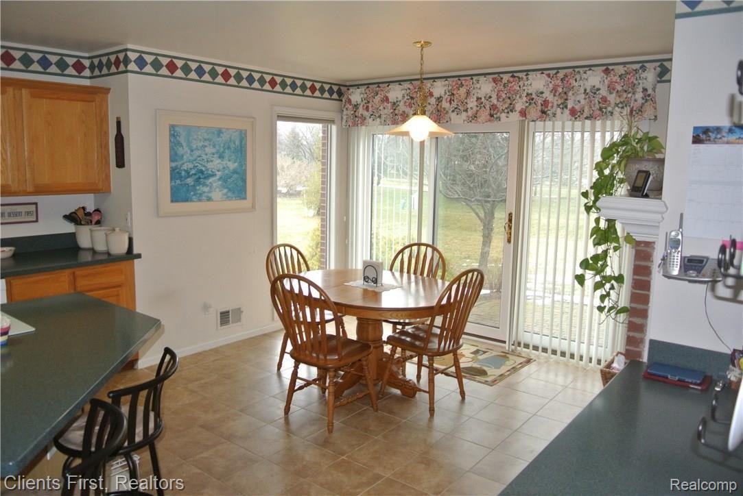 6958 Kennesaw Road Canton, MI 48187 - Photo 11 of 84 DSC_4280.JPG