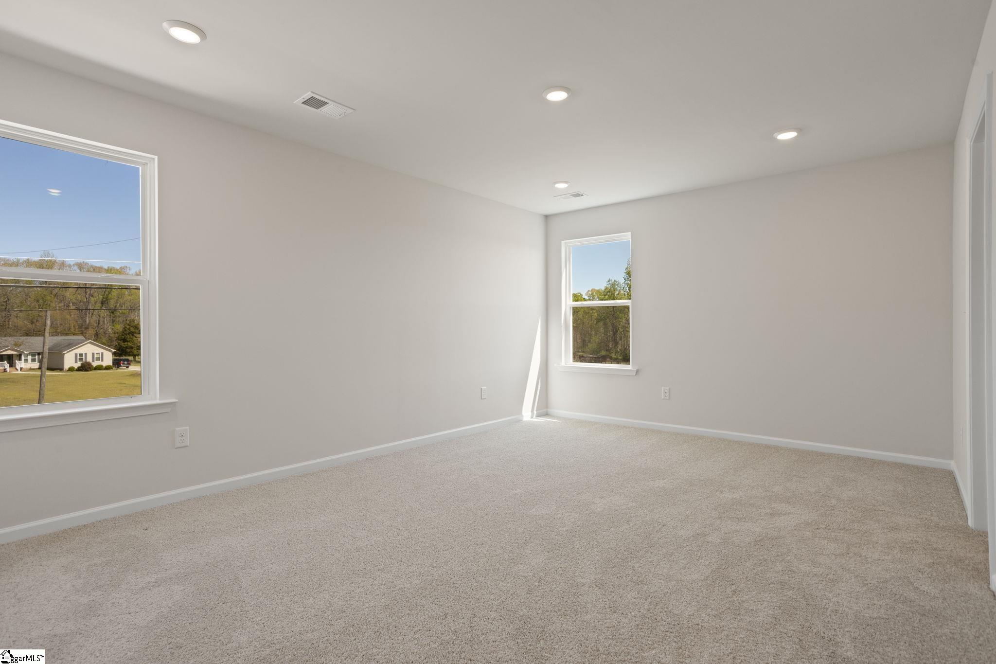 114 Wilson School Street Simpsonville, SC 29681 - Photo 15 of 43