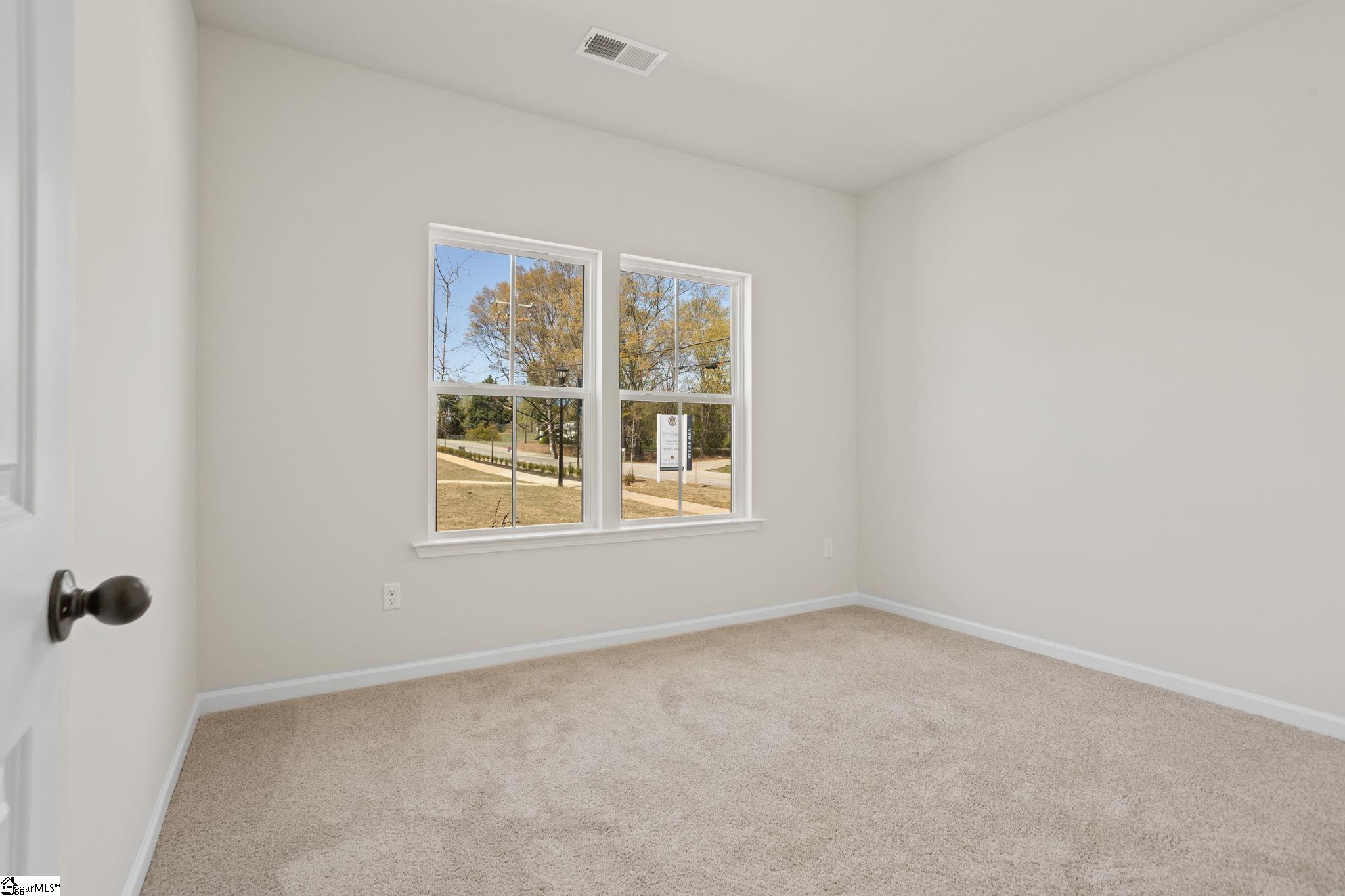 114 Wilson School Street Simpsonville, SC 29681 - Photo 6 of 43