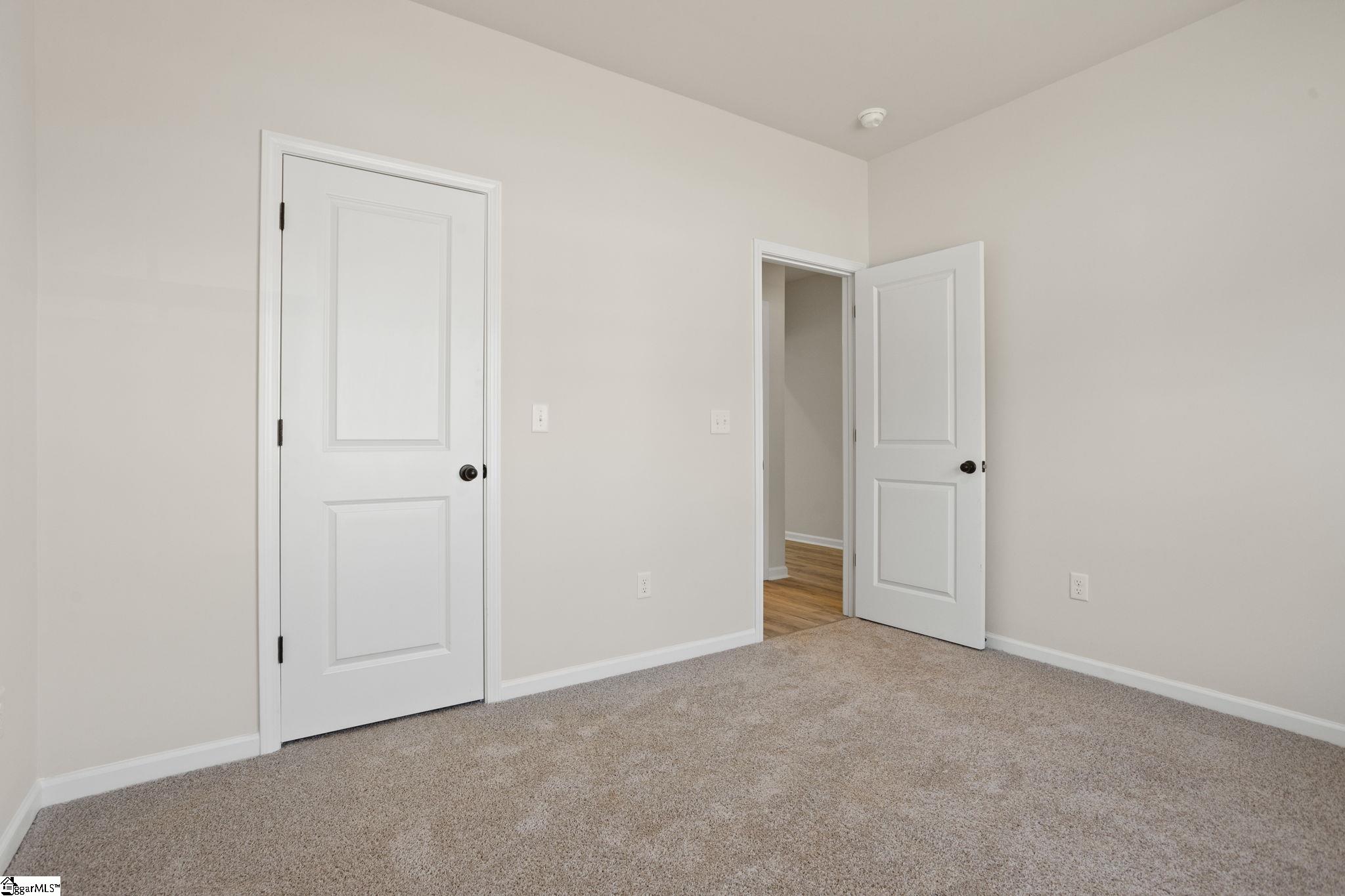 114 Wilson School Street Simpsonville, SC 29681 - Photo 7 of 43