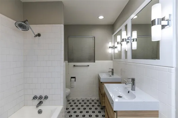 $1,625 | 4408 Granbury Road, Fort Worth, TX 76109