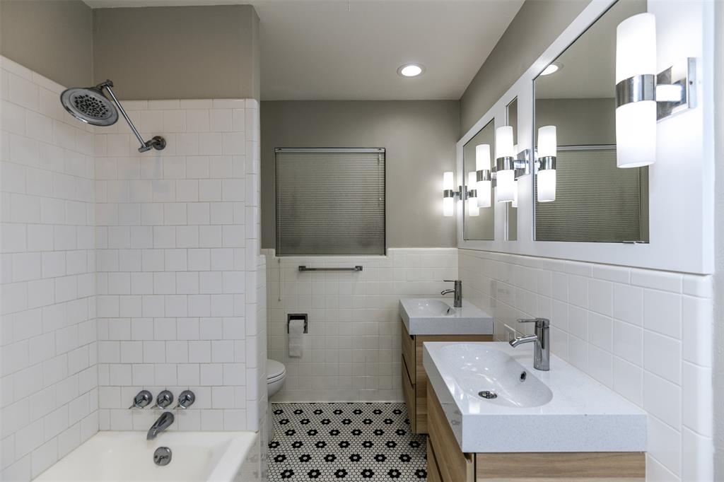 4408 Granbury Road Fort Worth, TX 76109 - Photo 4 of 10