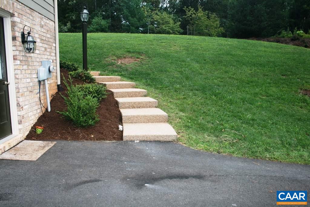 2632 Cardinal Ridge Road Charlottesville, VA 22901 - Photo 24 of 35 Gallery Image 24