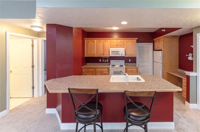 230 Adams Pointe Boulevard, Unit 2 Mars, PA 16046 - Photo 5 of 16