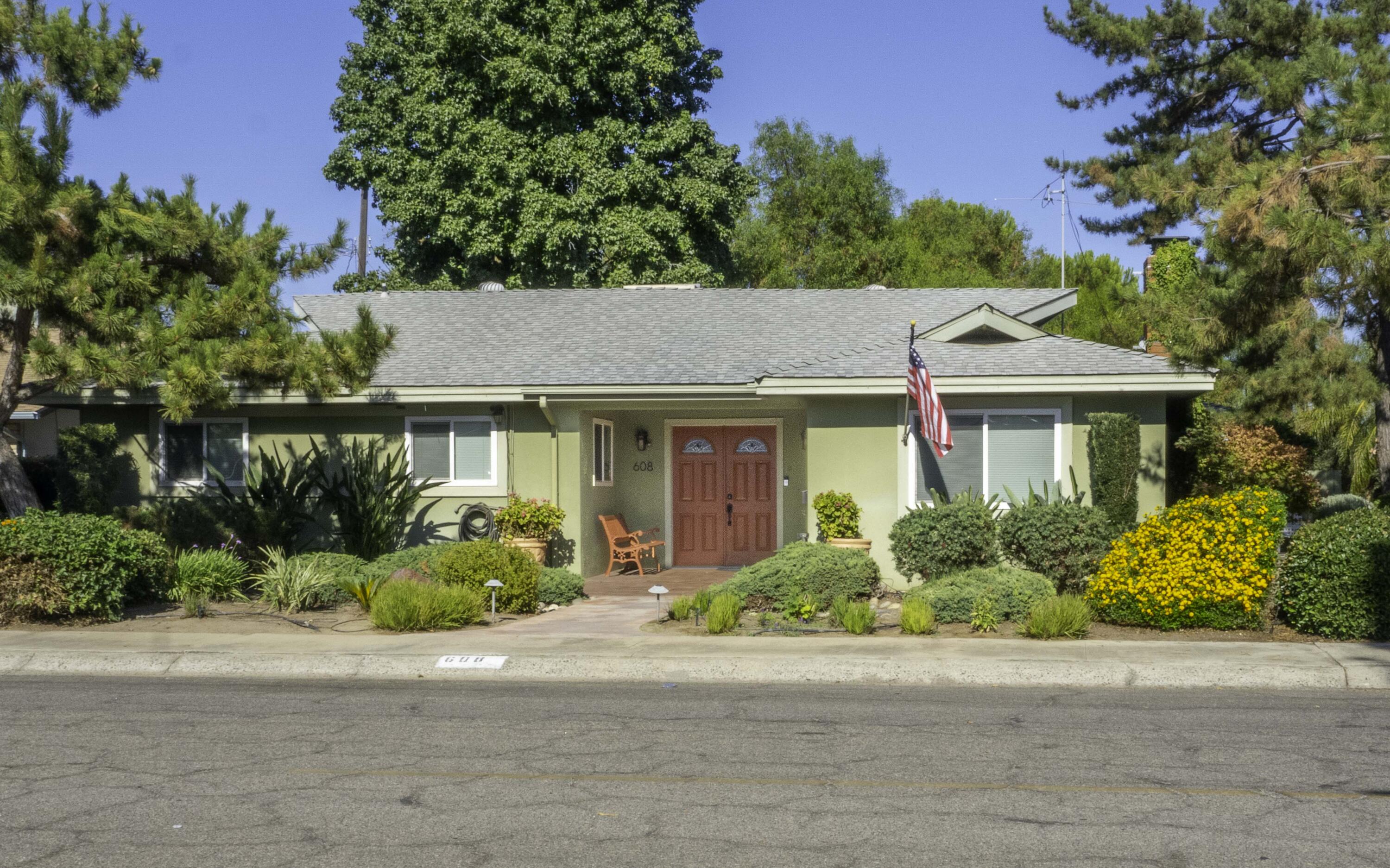 608 Emperor Street Exeter, CA 93221 - Photo 1 of 31 Emperor Listing Photos