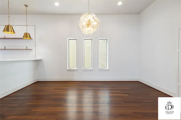 $5,000 | 1223 Studer Street, Houston, TX 77007