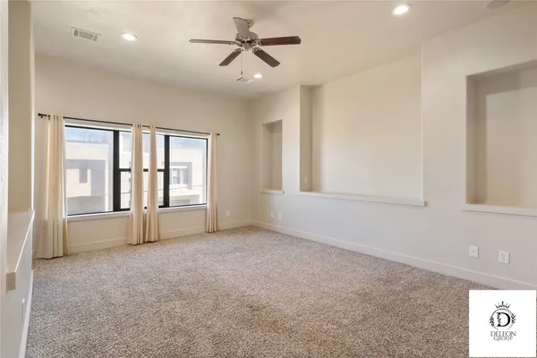 $5,000 | 1223 Studer Street, Houston, TX 77007