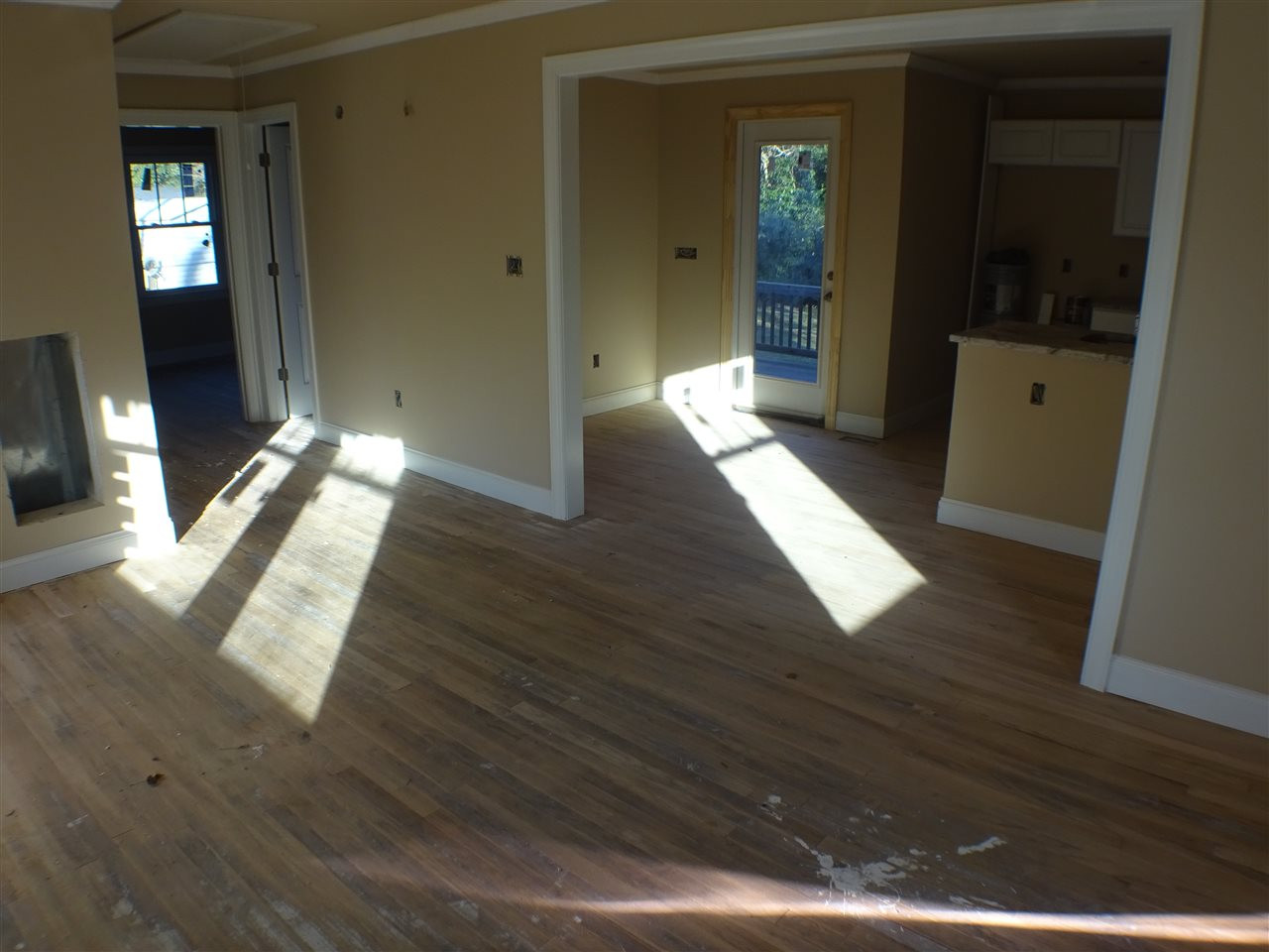 427 Lamont Street Raleigh, NC 27610 - Photo 5 of 13 Photo 5
