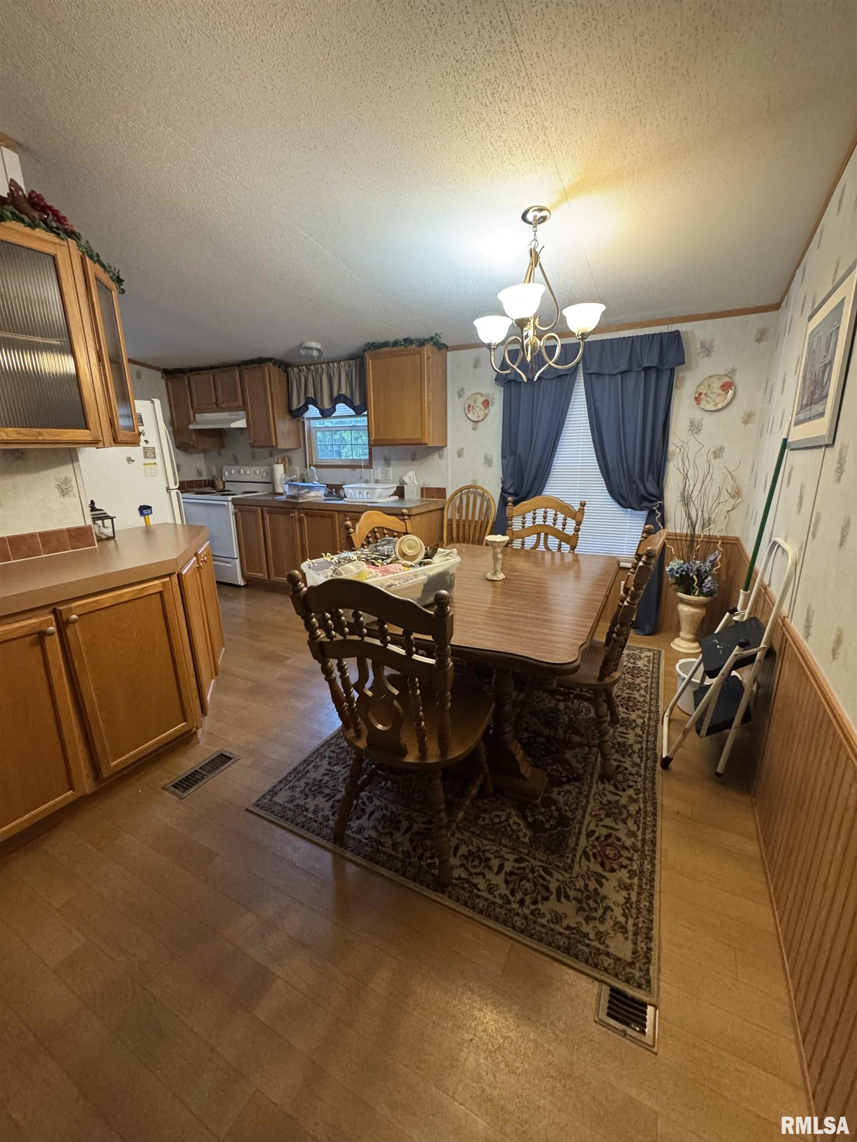 6985 Izaac Walton Road Benton, IL 62812 - Photo 12 of 19
