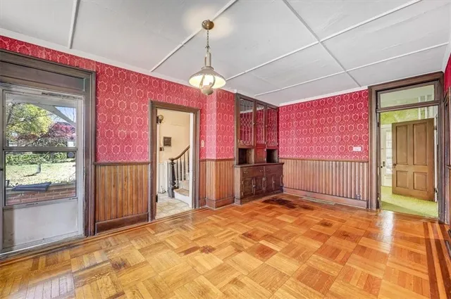 $269,900 | 601 Congress Street, Leavenworth, KS 66048