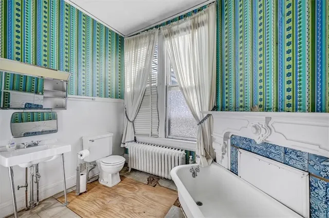 $269,900 | 601 Congress Street, Leavenworth, KS 66048