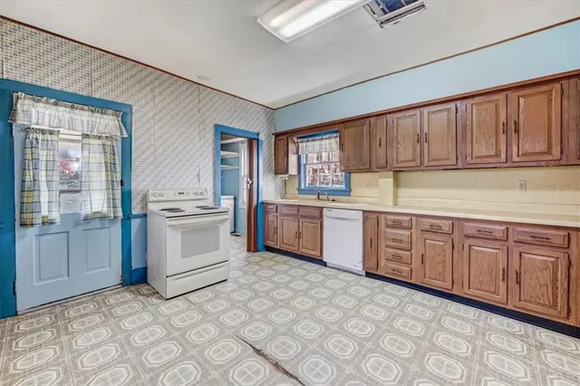 $269,900 | 601 Congress Street, Leavenworth, KS 66048