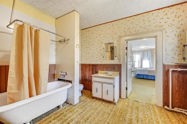 $269,900 | 601 Congress Street, Leavenworth, KS 66048