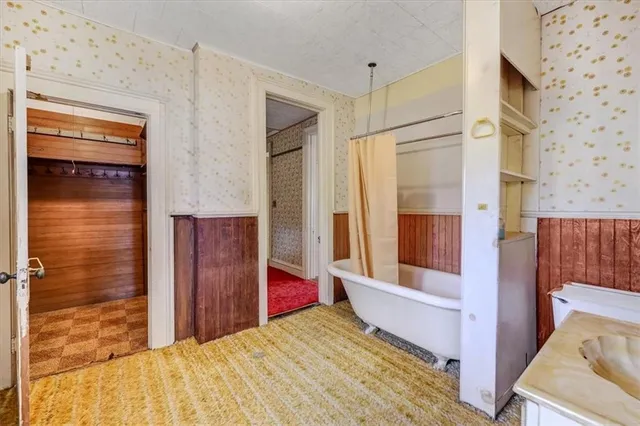 $269,900 | 601 Congress Street, Leavenworth, KS 66048