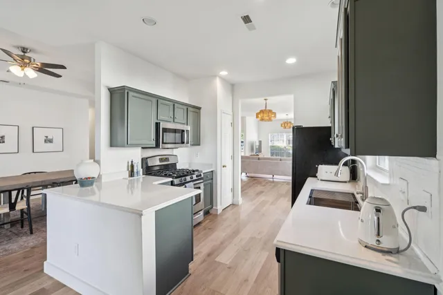 $585,000 | 2802 Summertrees Boulevard, Johns Island, SC 29455