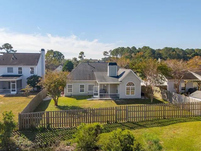 $585,000 | 2802 Summertrees Boulevard, Johns Island, SC 29455
