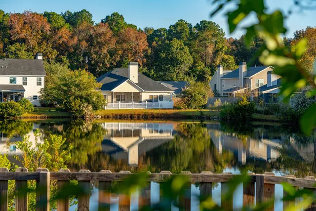 $585,000 | 2802 Summertrees Boulevard, Johns Island, SC 29455