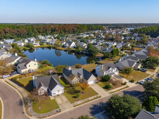 $585,000 | 2802 Summertrees Boulevard, Johns Island, SC 29455