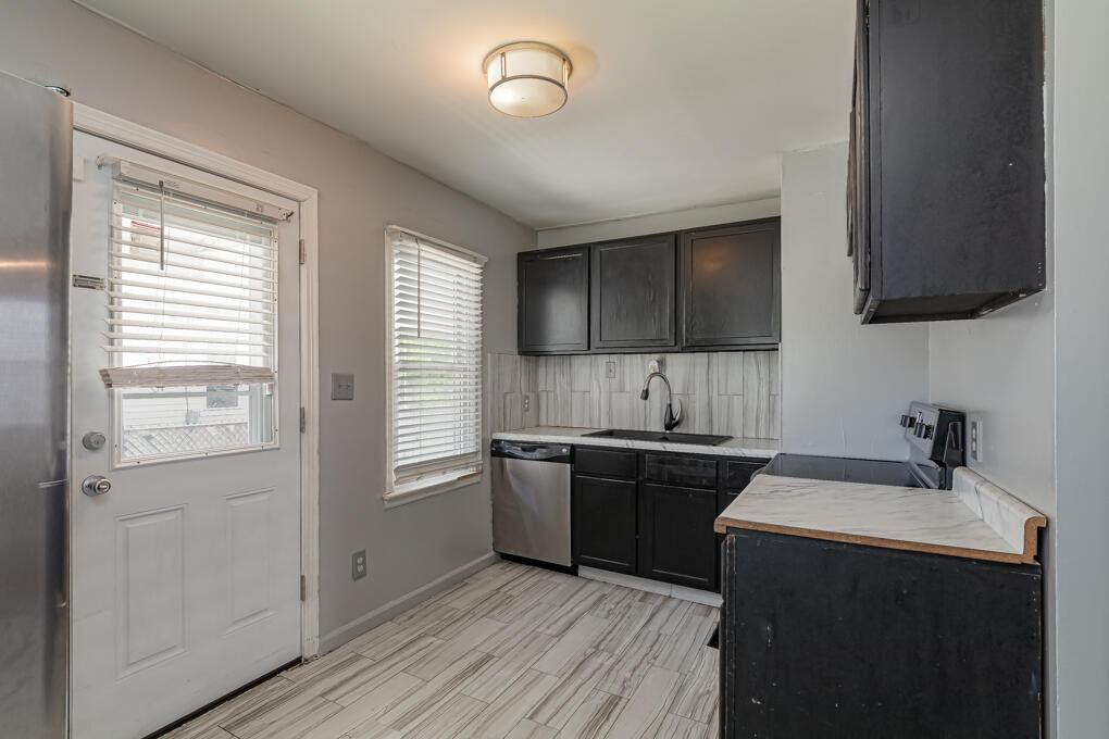 2565 Audubon Road Columbus, OH 43211 - Photo 2 of 14 Gallery Image 2
