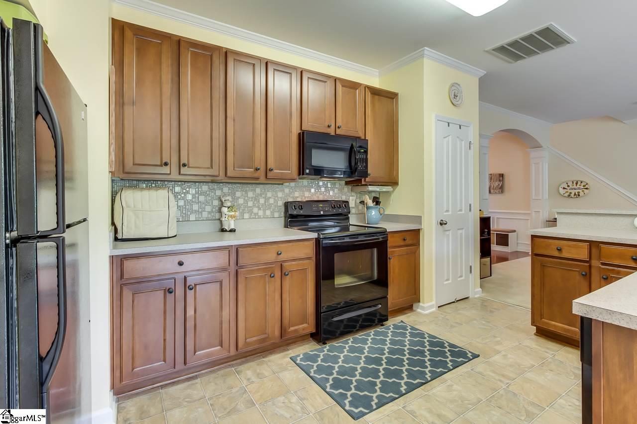 8 Shale Court Greenville, SC 29607 - Photo 10 of 24 Gallery Image 10