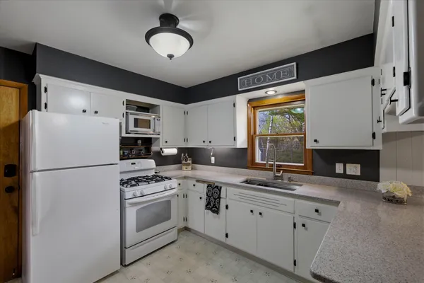 $239,900 | 7658 North 50th Street, Brown Deer, WI 53223