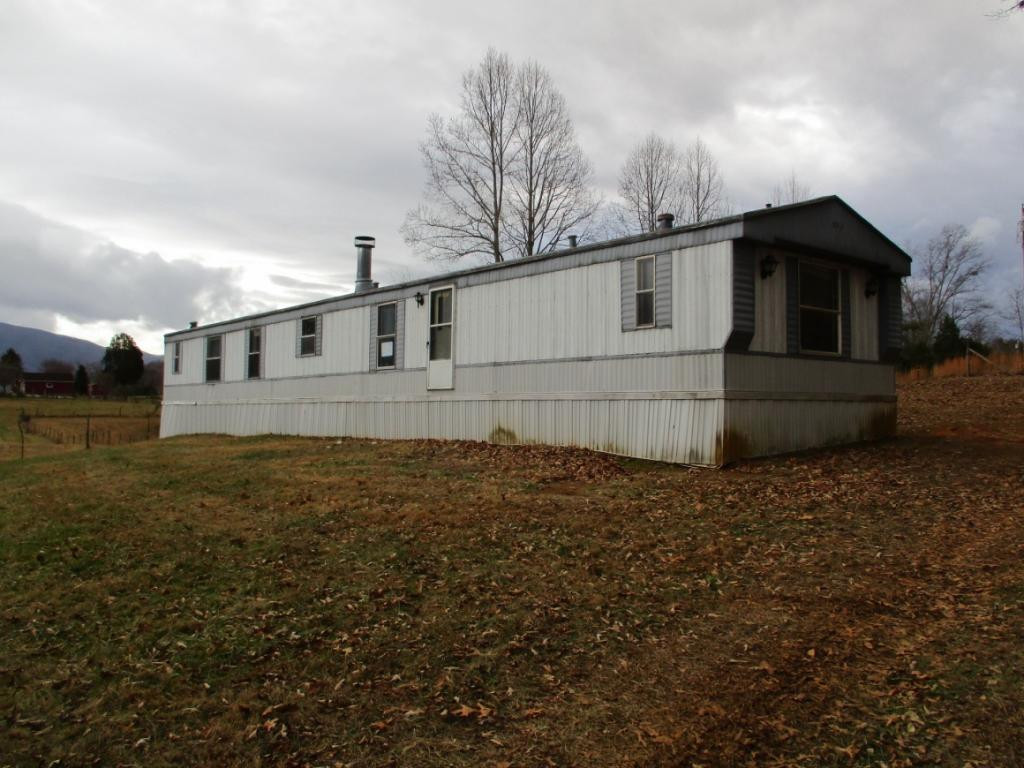 970 Bullock Hollow Road Bristol, TN 37620 - Photo 1 of 13 Photo 1