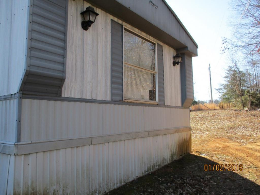 970 Bullock Hollow Road Bristol, TN 37620 - Photo 5 of 13 Photo 5