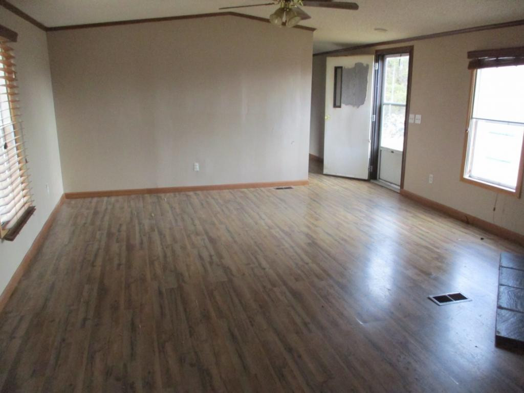 970 Bullock Hollow Road Bristol, TN 37620 - Photo 6 of 13 Photo 6
